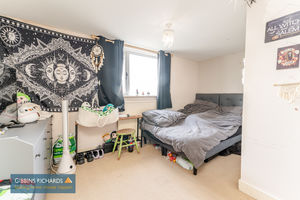 Bedroom- click for photo gallery